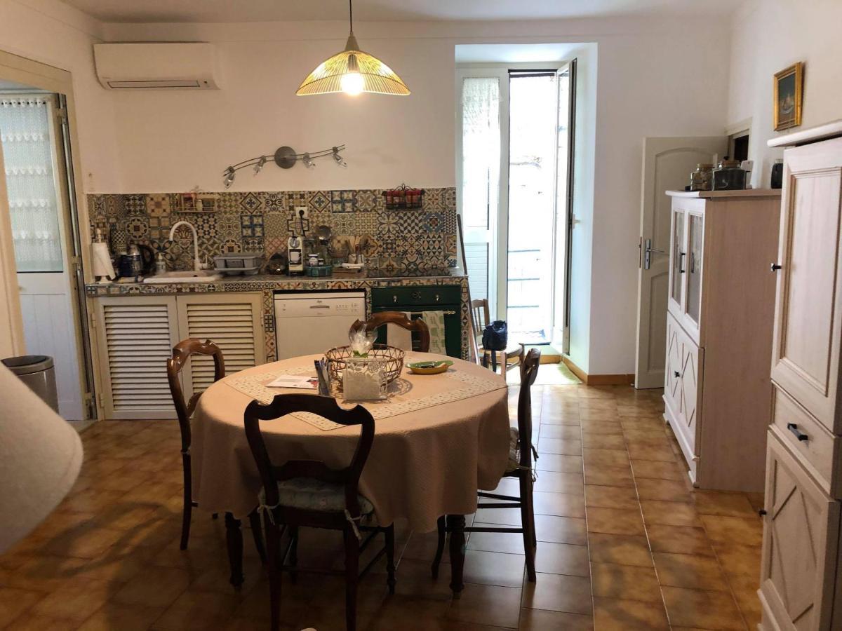 Coquet T2 Au Coeur Du Village Sartène Kültér fotó